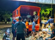 Pemda Halamhara selatan Terjunkan Dua Mobil kirim Bantuan logistik korban Banjir Gane Timur .
