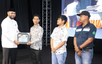 Pemkab Halsel Beri Penghargaan kepada Harita Nickel dan Perusahaan yang Utamakan Tenaga Kerja Lokal