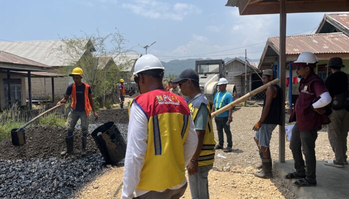 Kadis PU Ir M Idham Pora Tinjau Jalan Anggai Pulau Obi